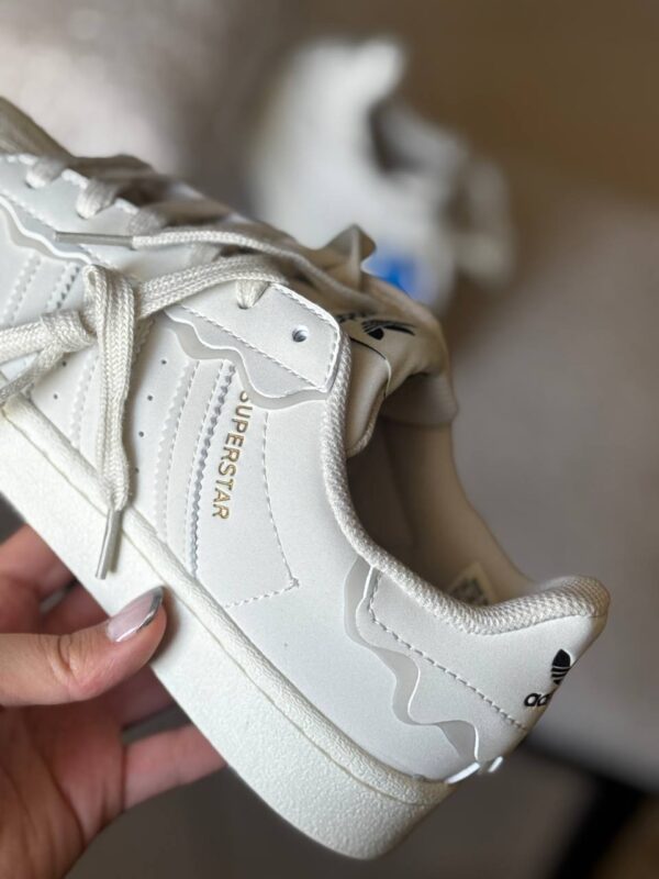 Adidas Superstar