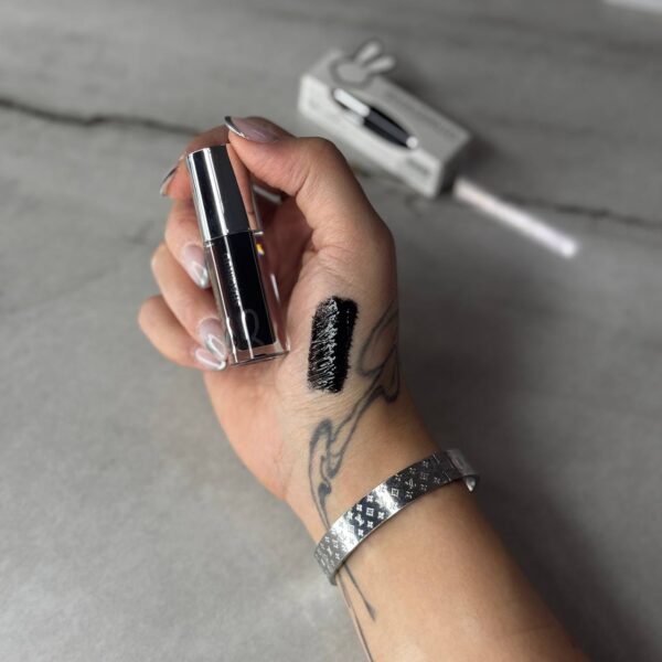 برق لب Black